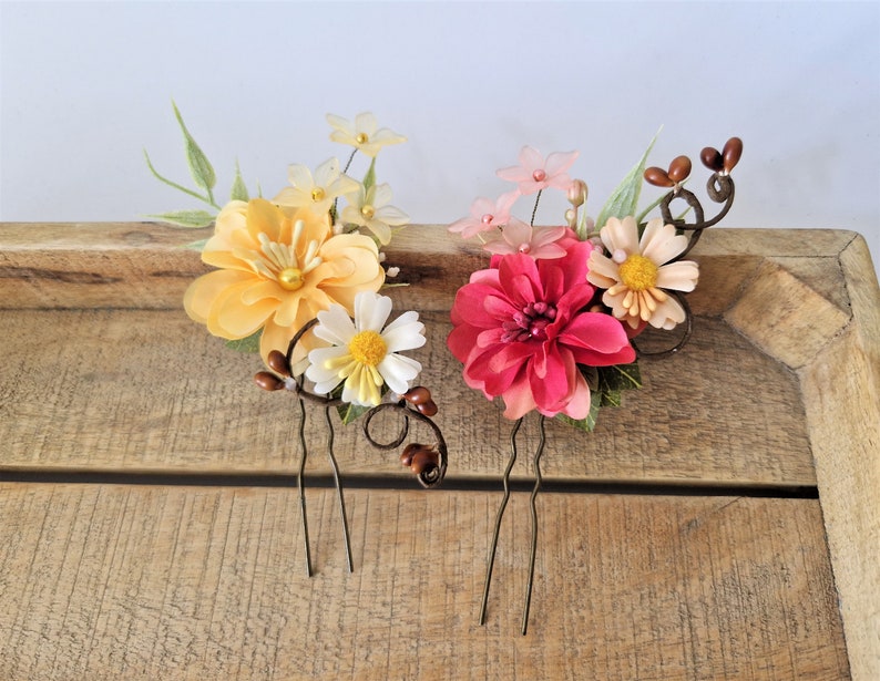Summer floral hair pins, Wedding flower accessories, Hawaii wedding inspiration, Flower pins, Bridal headpiece, Hair clips, Fleurs Cheveux image 4