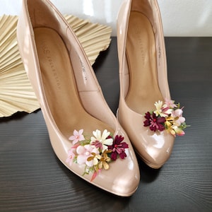 Shoe Clips, Burgundy Gold Flowers, Chic Bridal Shoes, Elegant High Heels, Birthday Gift for Mom, Gold Dainty Clip, Bohemian Wedding Style