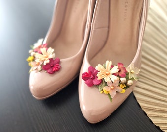 Flower shoe clips for women, Burgundy wedding accessory, Bridal floral clips, Bridesmaids, Wedding high heels,  Shoe Brooch, Clip de Zapatos