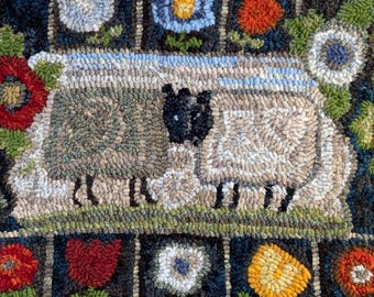 Primitive Hooked Rug Hooking Pattern Liebe Ewe Schafe Saltbox Blumen Floral (nicht der Teppich!) Digitale pdf-Datei Laden Sie auf Ihren Computer herunter