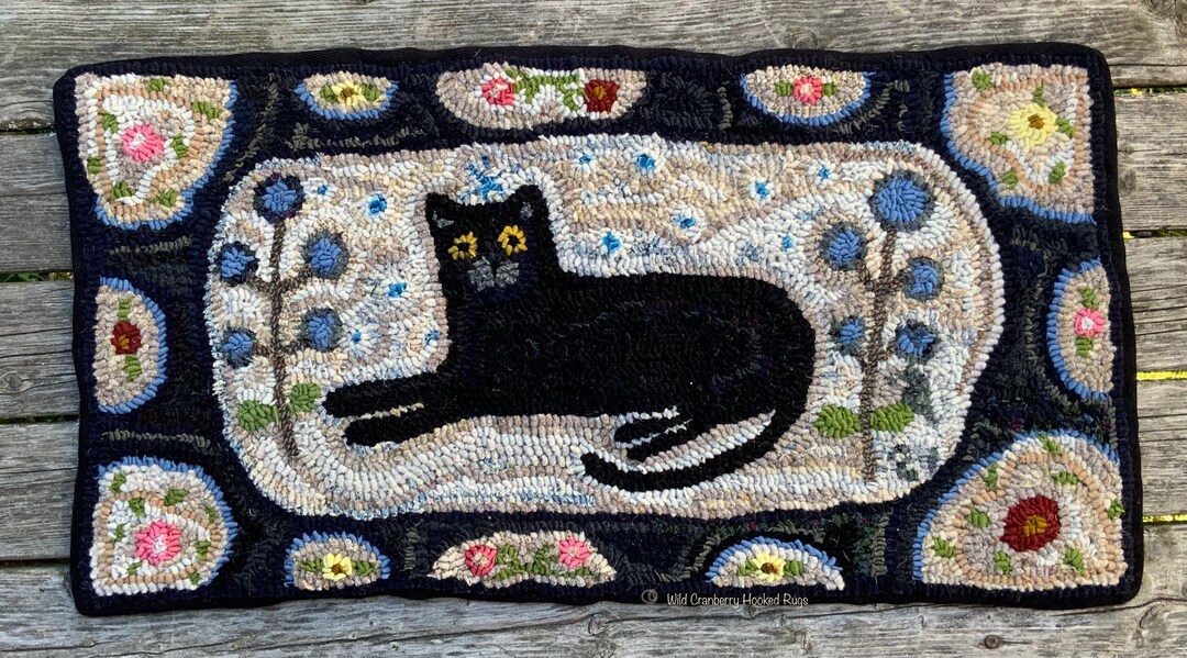 Primitive Hooked Rug Hooking Pattern Black Cat Primitive Floral (not ...