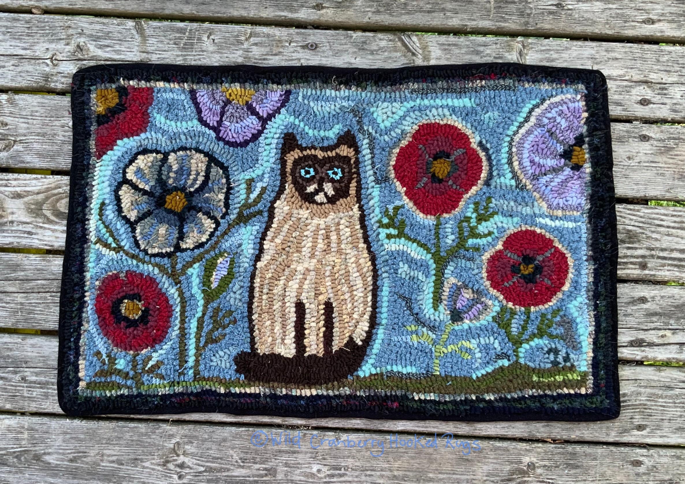 Primitive Hooked Rug Hooking Pattern Siamese Himalayan Poppy Cat ...