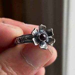 Sterling Silver and Garnet Cherry Blossom Ring. Size 7