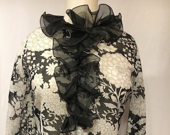 Blusa vintage con volantes de los años 70 y 80