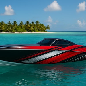 Op de afbeelding: Een strakke, zwart-rode speedboot met zilveren accenten drijft op turquoise water. De boot heeft een gestroomlijnd ontwerp en een donker getinte voorruit. Op de achtergrond is een tropisch eiland met palmbomen en een blauwe lucht met wolken te zien.