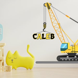 Décalcomanie murale de camion de grue à tour de construction personnalisée pour grue sur chenilles Sticker enfant nom personnalisé nom Sticker mural en vinyle pour chambre d&#39;enfant décor 135RS