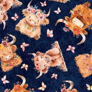 QT Cuties 2 Baby Highland Cows w kolorze granatowym – odcinki co 1/2 jarda, cięte w sposób ciągły – od Morris Creative Group dla QT Fabrics