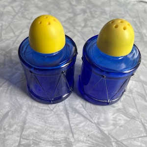 Vintage Cobalt Hazel Atlas Drum Salt and Pepper Shakers.