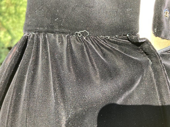Vintage Black Velvet Skirt with Pockets - image 5