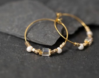 Pendientes de aro chapados en oro de 24 quilates y cuentas Miyuki.