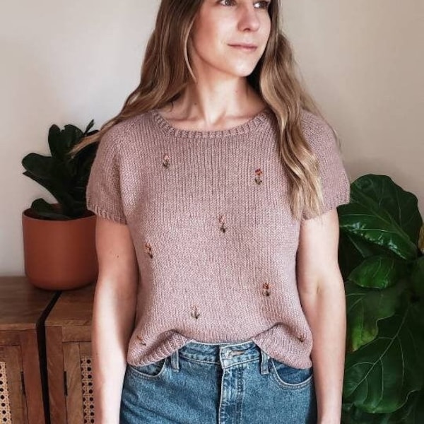 KNITTING PATTERN // Tulip Sweater Tee // Knit Sweater Pattern // Knit Top  // Knit Pullover Pattern