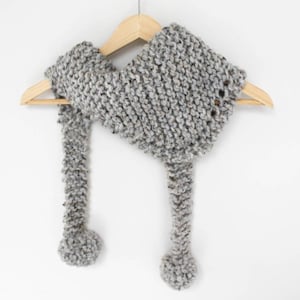 KNITTING PATTERN Easy Triangle Scarf Pattern // Bandana Scarf // Beginner Scarf Pattern >>P's Bandezee<<