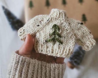 Mini Christmas Sweater Ornament/ DIY Knit Garland