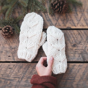 KNITTING PATTERN Wildflower Mitts // Chunky Knit Mittens // Adult Flower Mittens