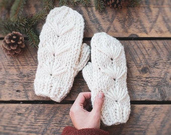 KNITTING PATTERN Wildflower Mitts // Knit Mitten Pattern // Chunky Knit Mittens // Adult Mittens // Flower Mittens // Knit Dandelion Mittens