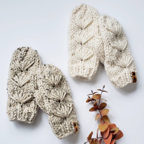 KNITTING PATTERN Wildflower Mitts // Knit Mitten Pattern // Chunky