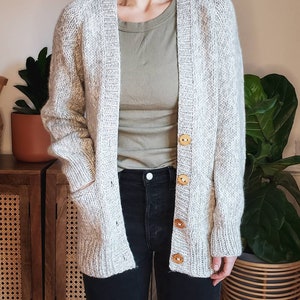 KNITTING PATTERN Crowsnest Cardi // Chunky Knit Cardigan // Knit Sweater Pattern // Bulky Cardigan // Knit Cardigan Pattern image 5