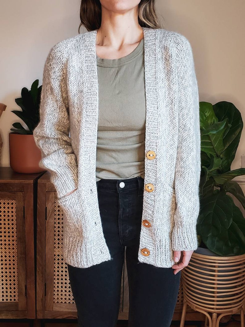 KNITTING PATTERN Crowsnest Cardi // Chunky Knit Cardigan // Knit Sweater Pattern // Bulky Cardigan // Knit Cardigan Pattern image 5