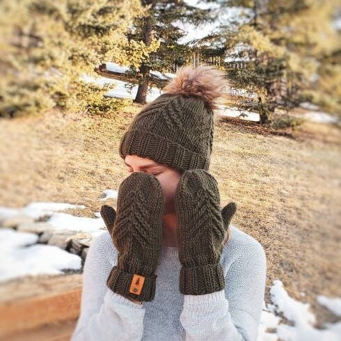 Hat and mittens deals