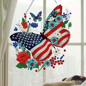 American Flag Butterfly Sun Catcher – DIY 5D Diamond Painting Kit with Rhinestones & Tools
