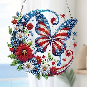 Kit de peinture diamant DIY Papillon patriotique - attrape-soleil suspendu simple face avec strass
