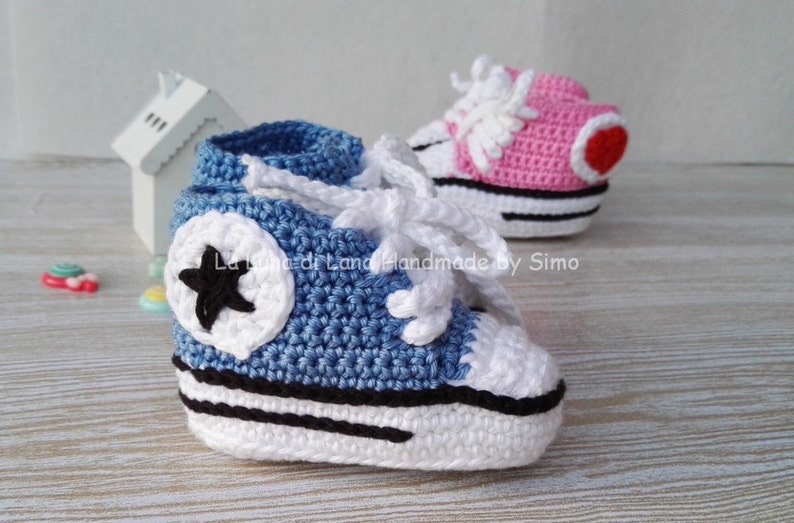 converse de ganchillo bebe