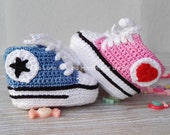Scarpine uncinetto neonato, regalo neonati gemelli, scarpette converse, regalo nascita, regalo baby shower amica, annunciare la gravidanza