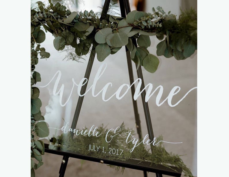 Wedding welcome sign, acrylic wedding sign, wedding signs, acrylic wedding signage, custom acrylic sign, last name, engagement gift WEL001 imagem 1