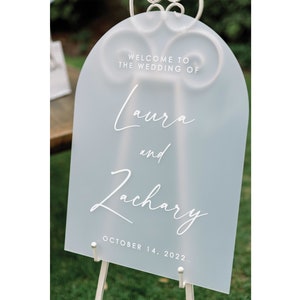 Wedding welcome sign, acrylic wedding sign, arch wedding signs, acrylic wedding signage, custom last name sign engagement gifts WEL012