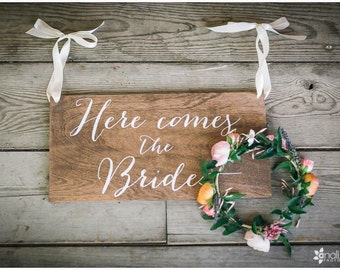 Here comes the Bride Sign, Ringer Bearer, Flower Girl - Don't worry ladies, i'm still single - Wooden Wedding Signs - Wood HCB001