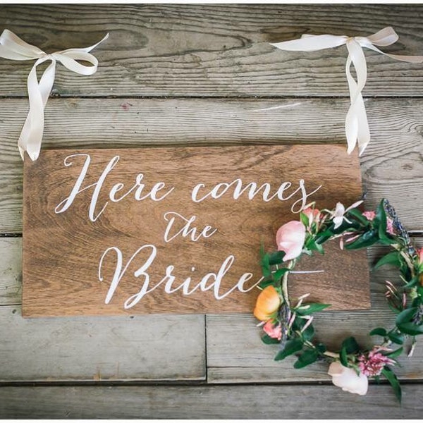 Here comes the Bride Sign, Ringer Bearer, Flower Girl - Don't worry ladies, i'm still single - Wooden Wedding Signs - Wood HCB001