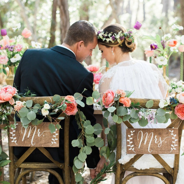 Mr and Mrs Signs, Mr and Mrs Chair Signs, Mr and Mrs, Mr Mrs Table Sign,  Wooden Wedding Signs, Mr Mrs signs, Mr Mrs chair signs -nc