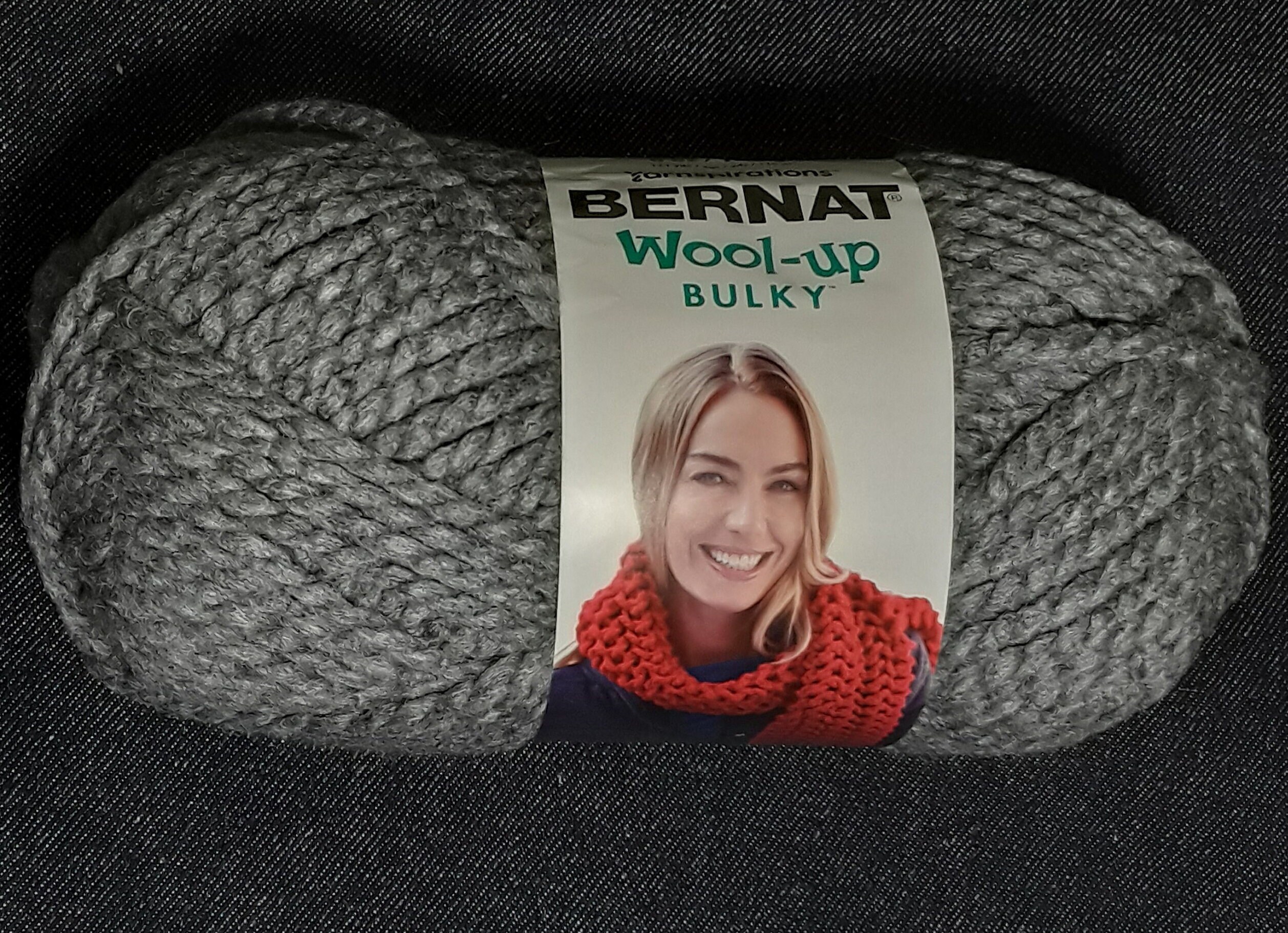 Bernat Bundle up Yarn Small 140g 