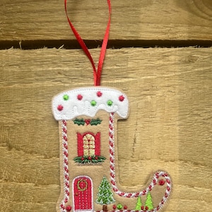 Gingerbread House Initial 'L' Felt kerstboomversiering