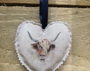 Highland Cow hanging heart, highland cow love, highland cow fan, highland cow gift, highland cow present, gift for highland cow lover
