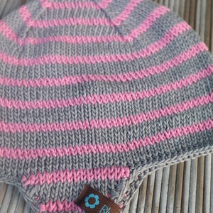 SALE Eskimo hat grey-pink image 2