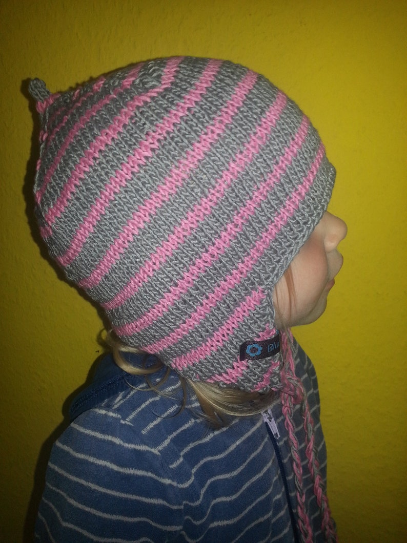 SALE Eskimo hat grey-pink image 5