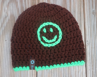 Gorro infantil flúor con motivo