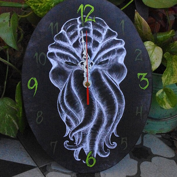 Cthulhu, one of the Old One of the Cthulhu Mythos of Lovecraft Wall clock
