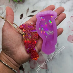 3.7 inch Holographic Cardinal Silicone Mold for resin casting