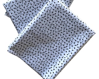 Dot Print Tissue Paper: 10 Large Sheets for Gift Wrapping
