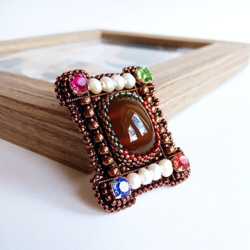 Fashion pin brooch multicolor crystals pearls rectangle brooch modern embroidery elegant stylish accessories chic brown jewelry hotsell wife gift