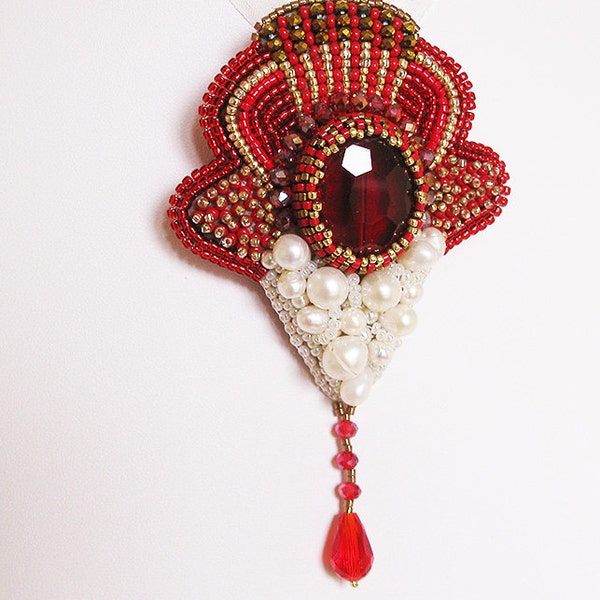 Red white embroidery brooch luxury bead embroidered jewelry pearls brooch beadwork brooch pendant victorian vintage style crystal brooch