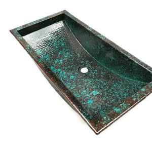 HOCKNEY in GEOXIDEERD KOPER, onderbouw of inbouw wastafel in koper met 1,0&quot; platte rand - 26 x 13 x 6&quot; - dikte 14 - (VS042OC)