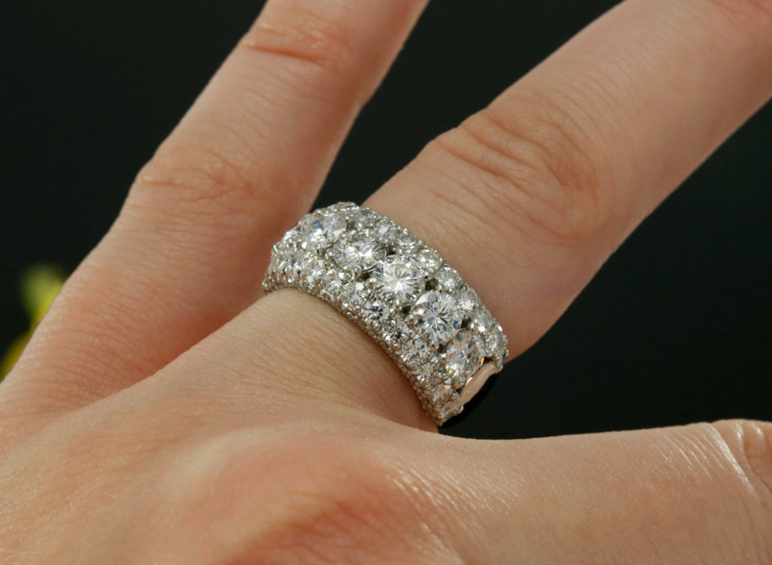 10 Year Anniversary ring with Diamonds and Moissanites in 14k white gold, Wide pave wedding band. Fashion rings for womenEtsy が展開する地域: