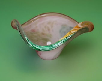 Cuenco decorativo triangular de cristal de Murano vintage Latarazione A Mano Pastel Swirl, centro de mesa, soplado a boca