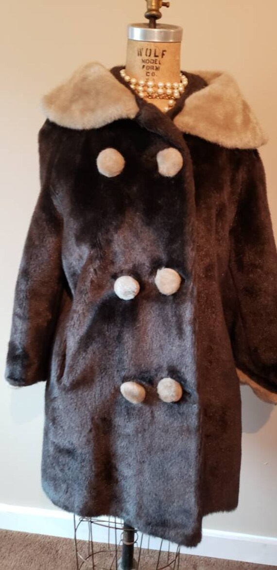 60s Vintage faux fur coat