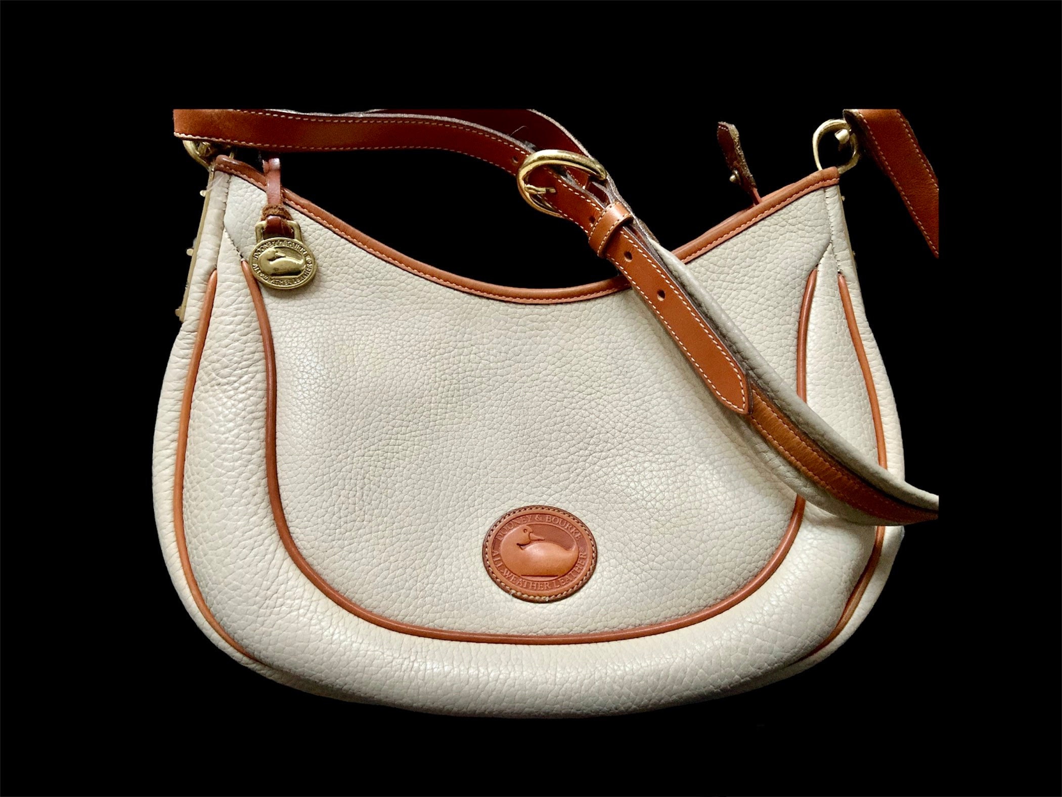 Dooney & Bourke Leather Pocketbook Color Bone Classic -  Israel