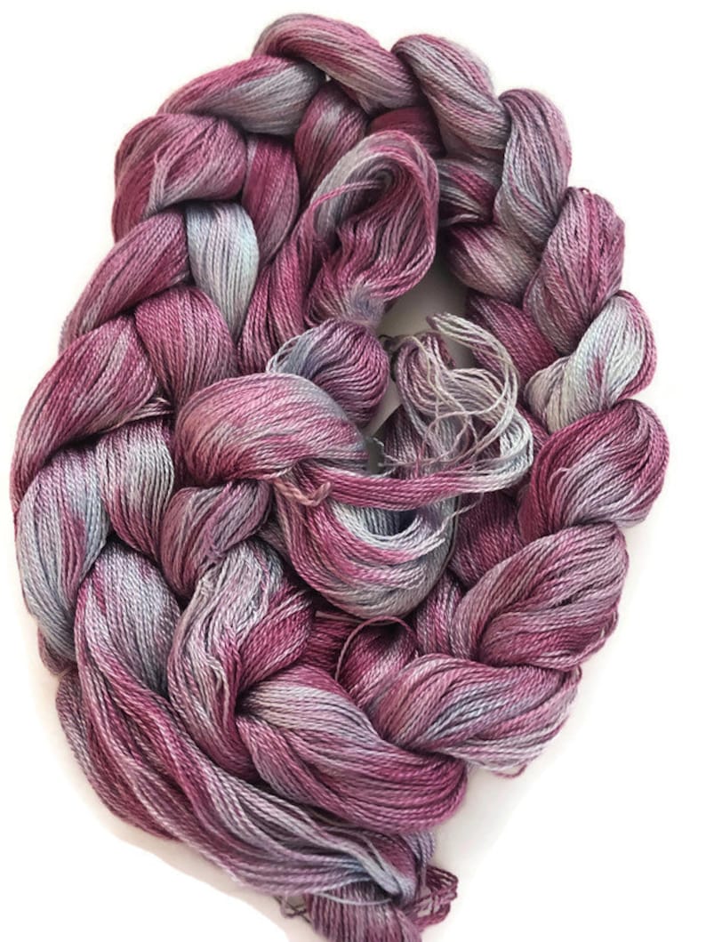 Hand-dyed red purple 300 ends 4 yards long in shades of light blue pre-wound weaving warp 82 tencel and lavender
