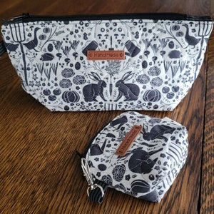 Borsa per il trucco trapuntata / Grazioso set di beauty case da viaggio con cerniera in tessuto a tema giardino